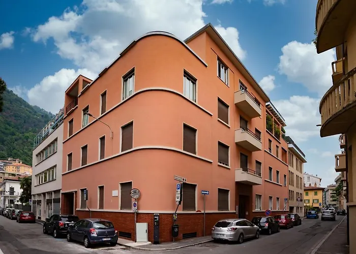 Pop House - Spacious Flat Next To Cathedral & Appartement *