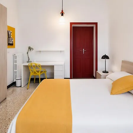 Pop House - Spacious Flat Next To Cathedral & Apartment Como